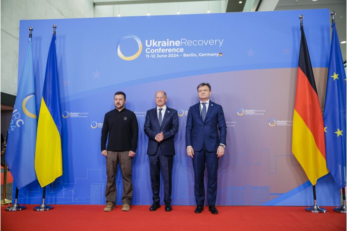 Молдова готова стать важным стратегическим центром восстановления соседней страны, заявил премьер в Берлине на конференции по восстановлению Украины 