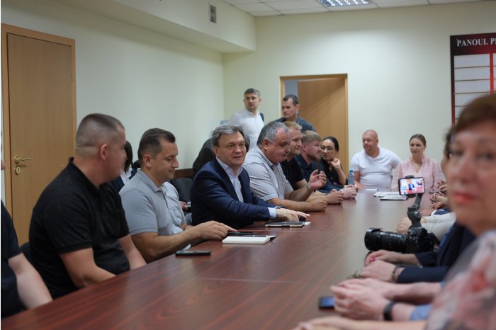 Премьер-министр встретился с предпринимателями Сорокского, Дрокиевского и Флорештского районов 