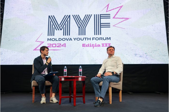 Moldova Youth Forum // Dorin Recean îndeamnă tinerii să fie activi în promovarea reformelor: „Libertate înseamnă puterea de a decide. Nu avem altă opțiune decât să muncim și să construim viața acasă”
