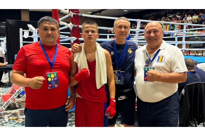 Trei medalii pentru lotul național de box la Campionatul European
