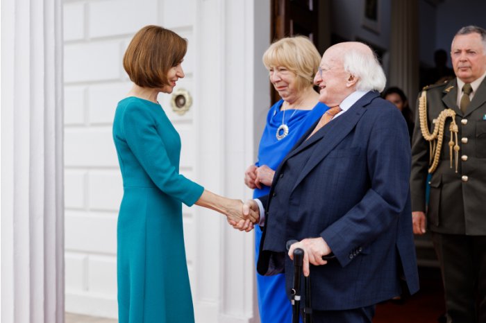 Președinta Maia Sandu s-a întâlnit cu omologul său, Michael D. Higgins, și cu Premierul Simon Harris: „Am salutat decizia oficialilor de la Dublin de a deschide ambasada irlandeză la Chișinău”