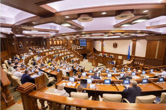 Parlamentul a adoptat proiectul de lege privind protecția datelor cu caracter personal