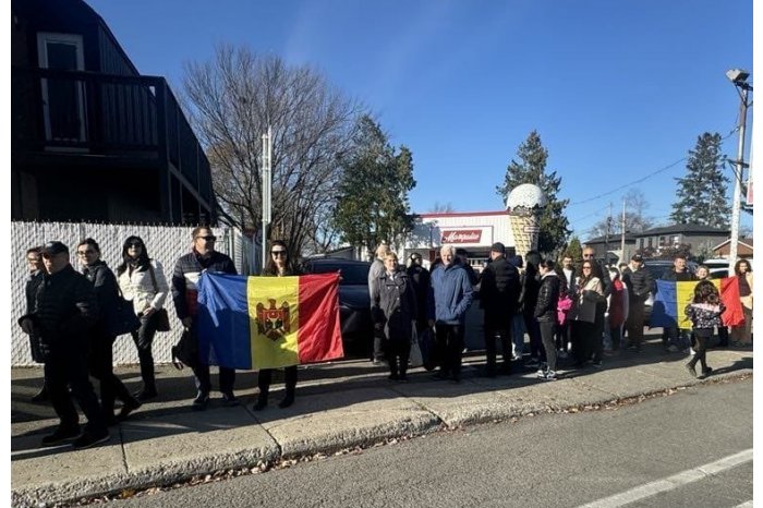 Last polling stations closed in USA, Canada