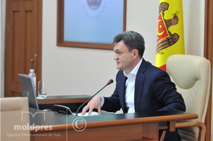 Moldovan PM says government sets scenarios to provide citizens with natural gas, electricity  